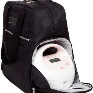 Like new SARAH WELLS KELLY PUMP BACKPACK Black